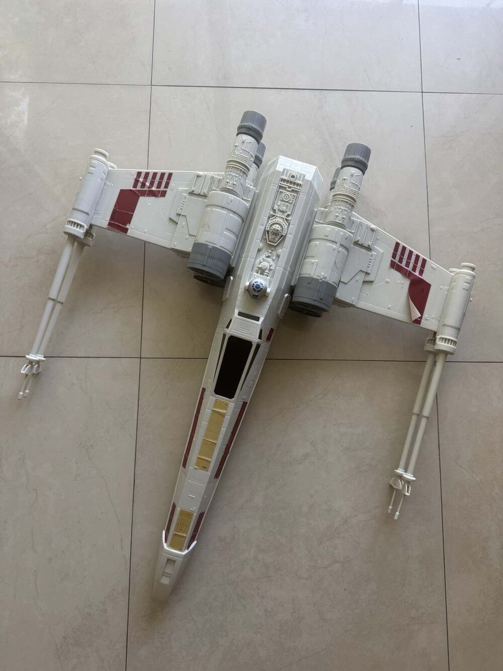 Hasbro Star Wars X-Wing Starfighter Large Vehicle R2-D2 C2604A